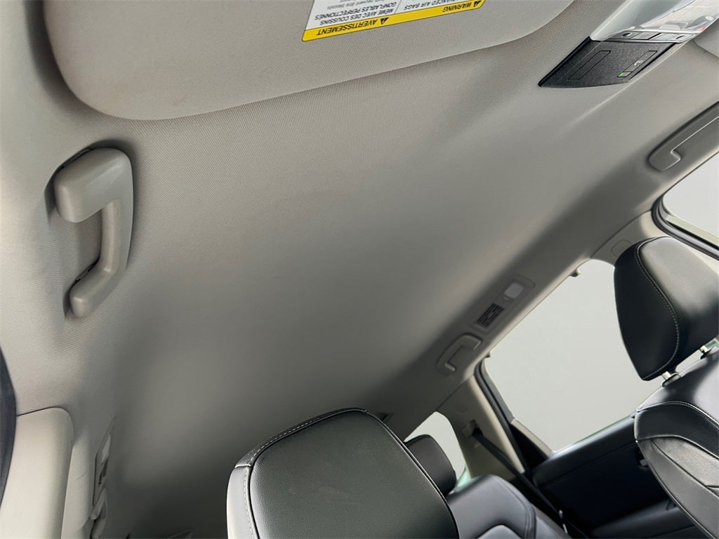 2022 Nissan Pathfinder SL SL Black Package / Cargo Package / Lighting Packag