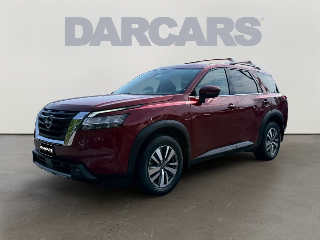 2023 Nissan Pathfinder SL / One Owner