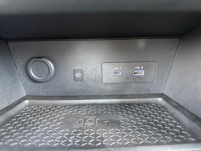 2023 Nissan Pathfinder SL / One Owner
