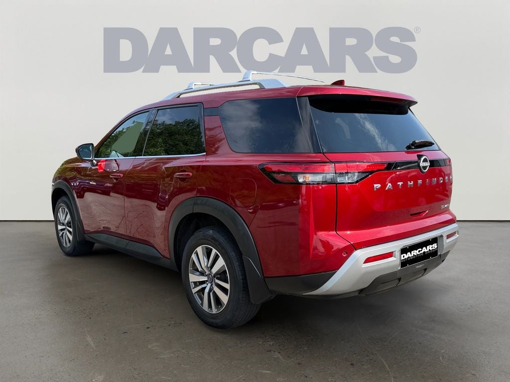 2023 Nissan Pathfinder SL / One Owner