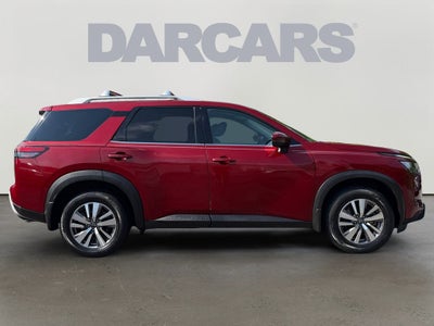 2023 Nissan Pathfinder SL / One Owner