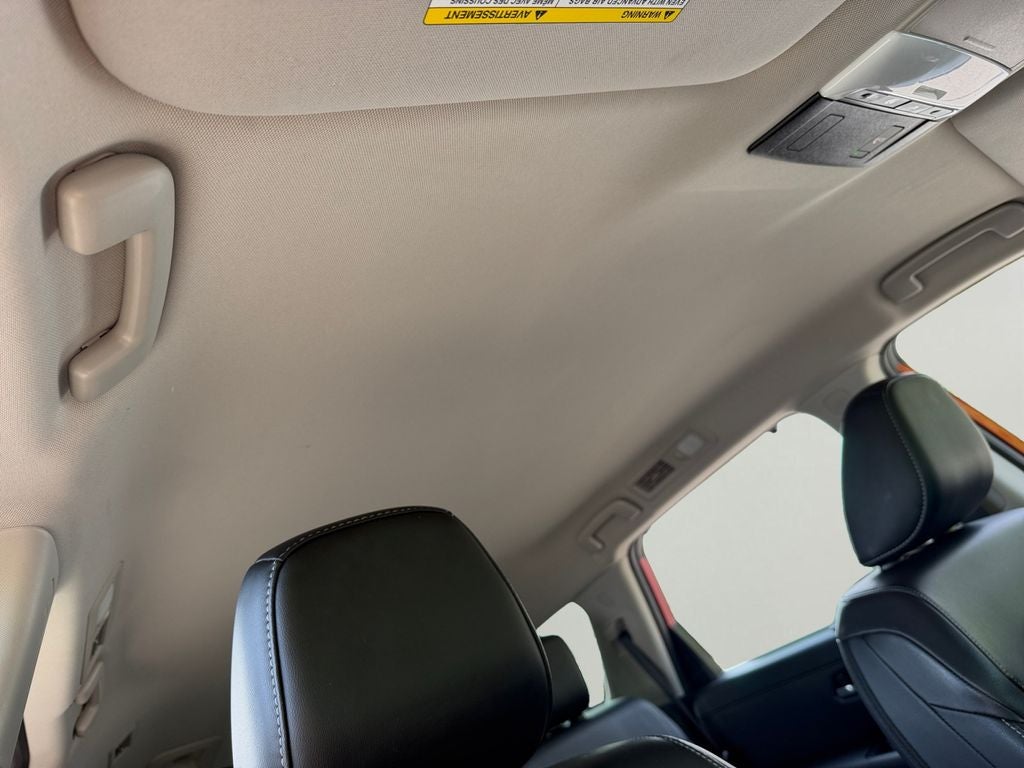 2023 Nissan Pathfinder SL / One Owner