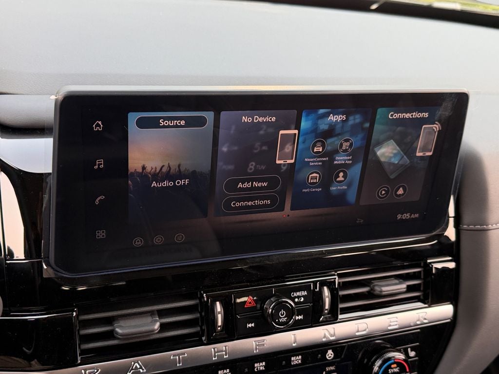 2026 Nissan Pathfinder SL
