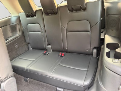 2025 Nissan Pathfinder Platinum / One Owner