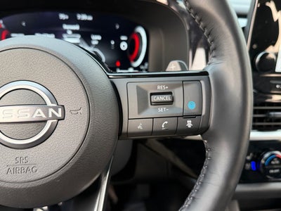 2025 Nissan Pathfinder Platinum / One Owner