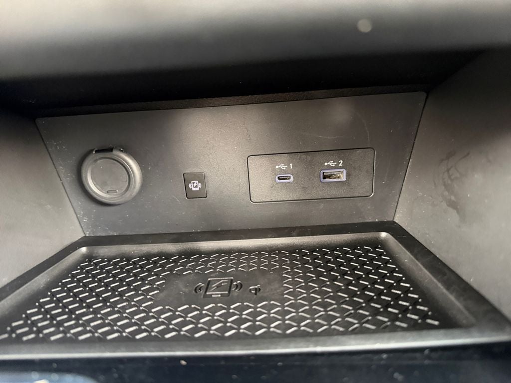 2025 Nissan Pathfinder Platinum / One Owner