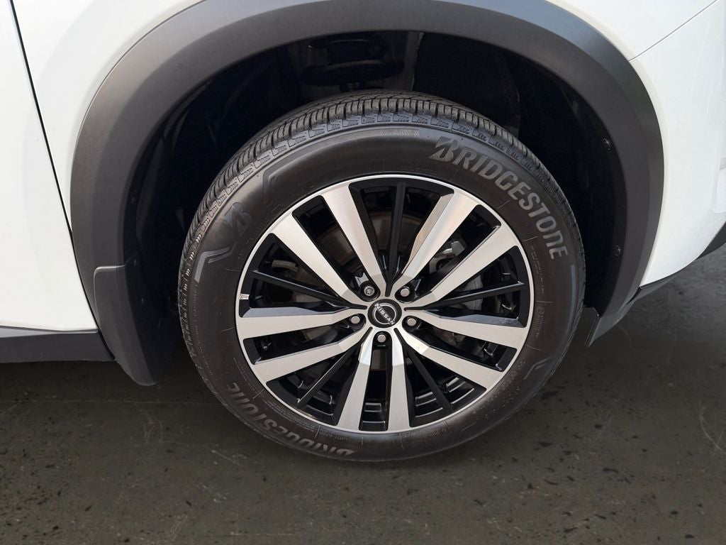 2025 Nissan Pathfinder Platinum / One Owner