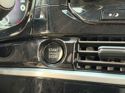 2025 Nissan Pathfinder Platinum / One Owner