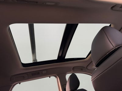 2025 Nissan Pathfinder Platinum / One Owner