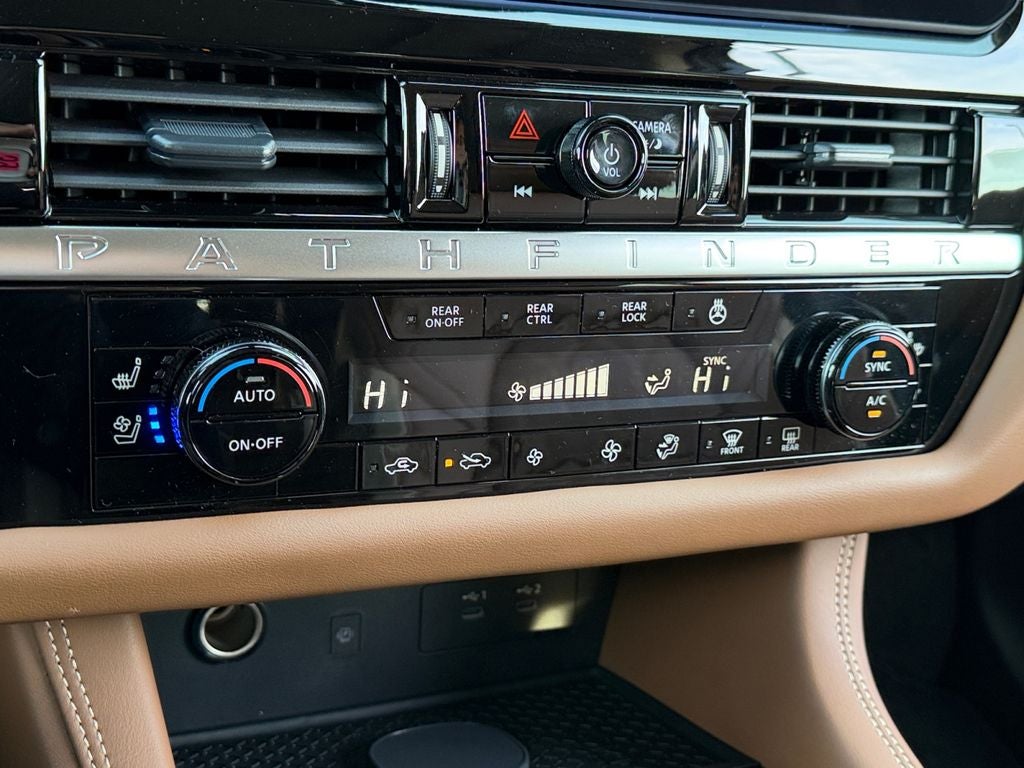 2026 Nissan Pathfinder Platinum