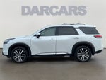 2025 Nissan Pathfinder Platinum / One Owner / 4WD / Cargo Package / Roof Rails w/