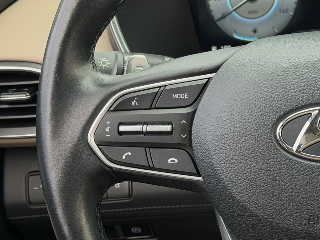 2022 Hyundai Santa Fe Limited / One Owner /