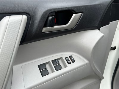 2012 Toyota Highlander Base / One Owner / AWD /