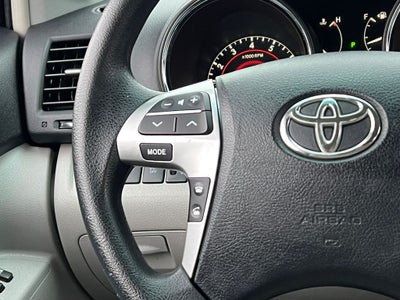 2012 Toyota Highlander Base / One Owner / AWD /