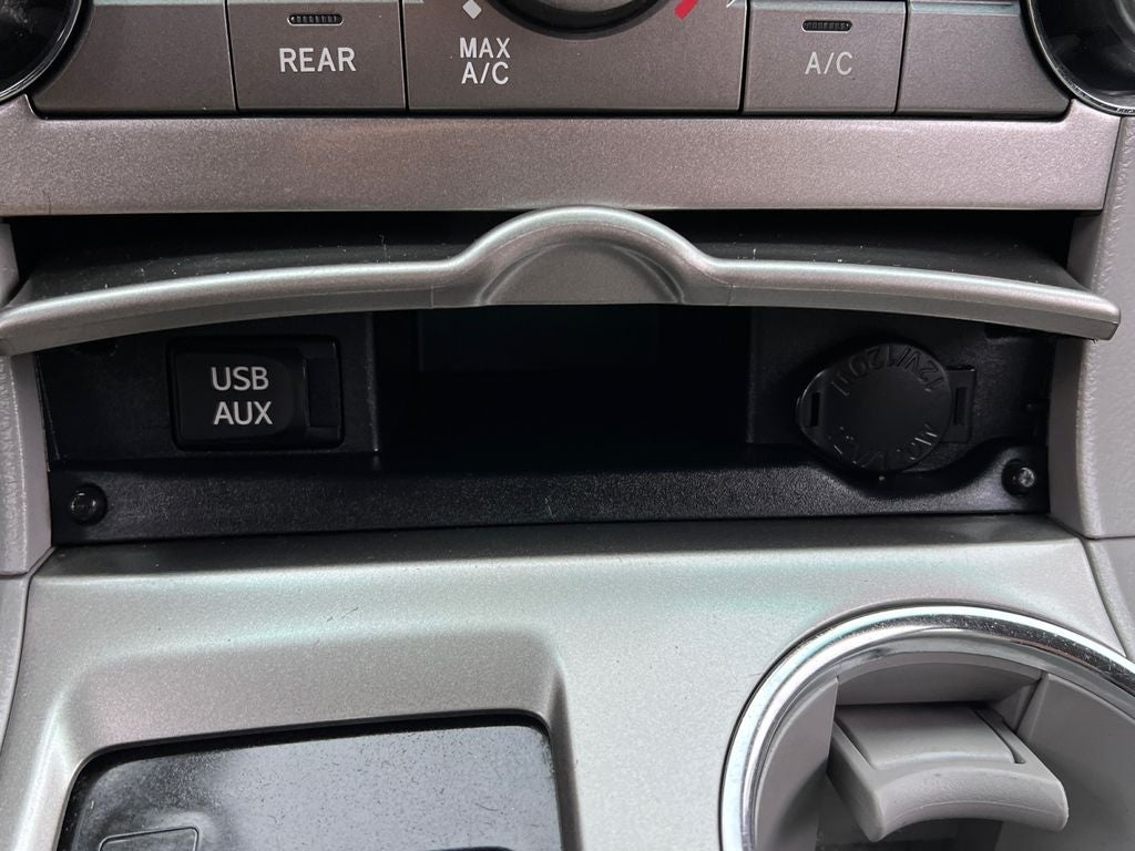 2012 Toyota Highlander Base / One Owner / AWD /