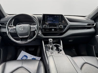 2022 Toyota Highlander XSE