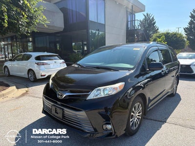 2019 Toyota Sienna XLE 8 Passenger