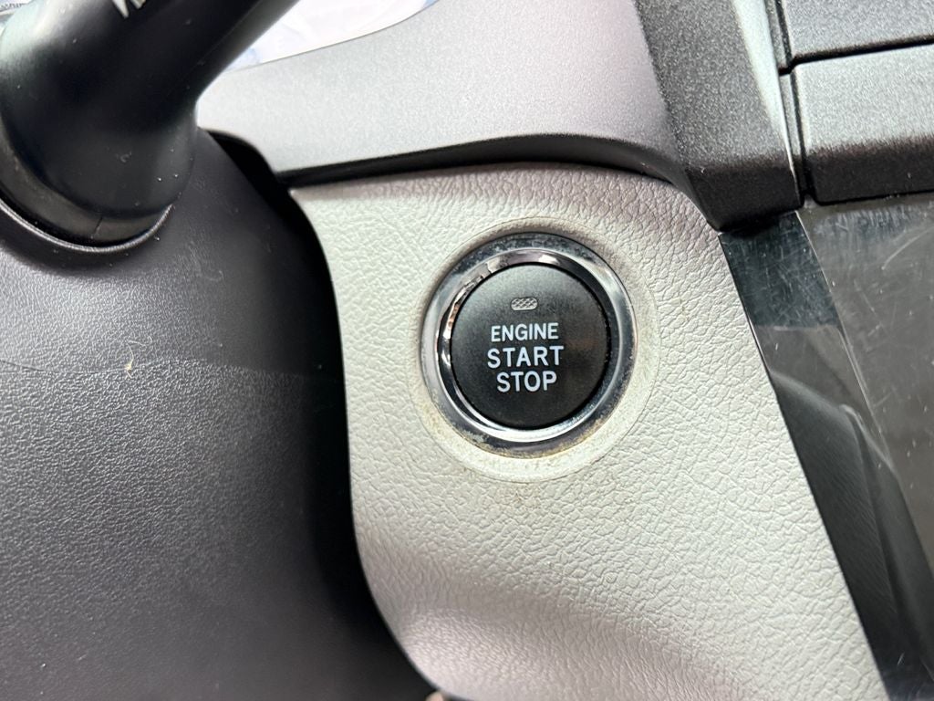 2019 Toyota Sienna XLE 8 Passenger