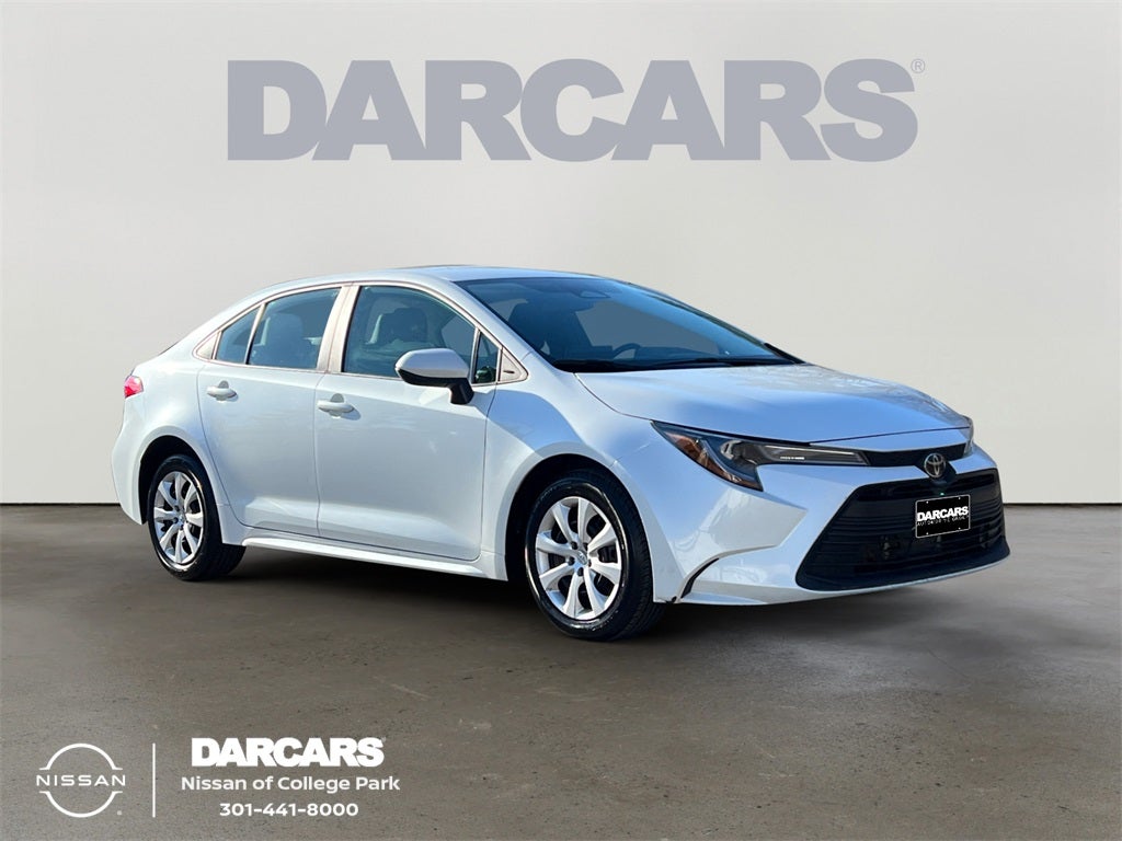 2024 Toyota Corolla LE / One Owner / New Tires /