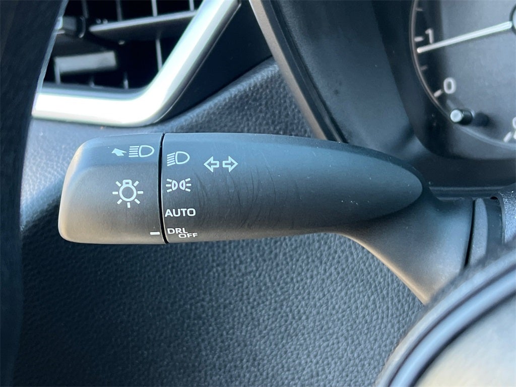 2024 Toyota Corolla LE / One Owner / New Tires /