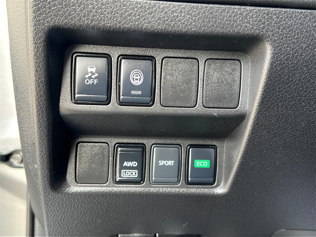 2021 Nissan Rogue Sport S AWD / 4 NEW TIRES / LOW MILES