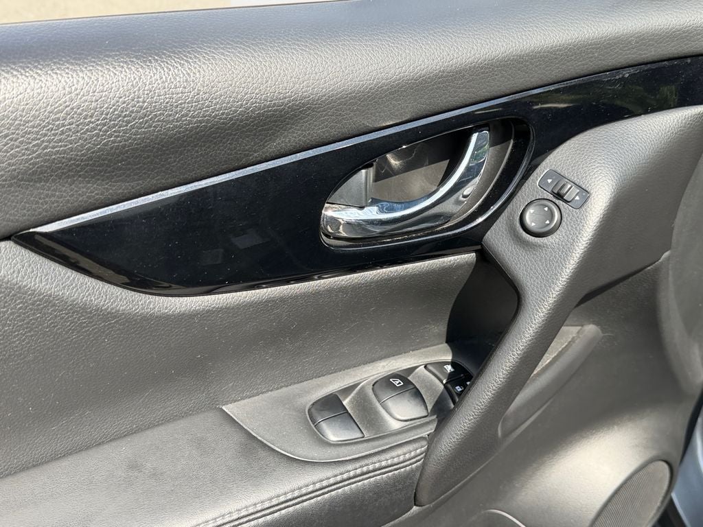 2018 Nissan Rogue Sport SV