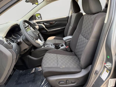 2018 Nissan Rogue Sport SV