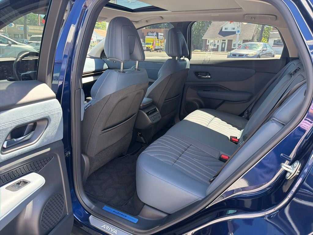 2024 Nissan Ariya PLATINUM+ e-4ORCE / One Owner