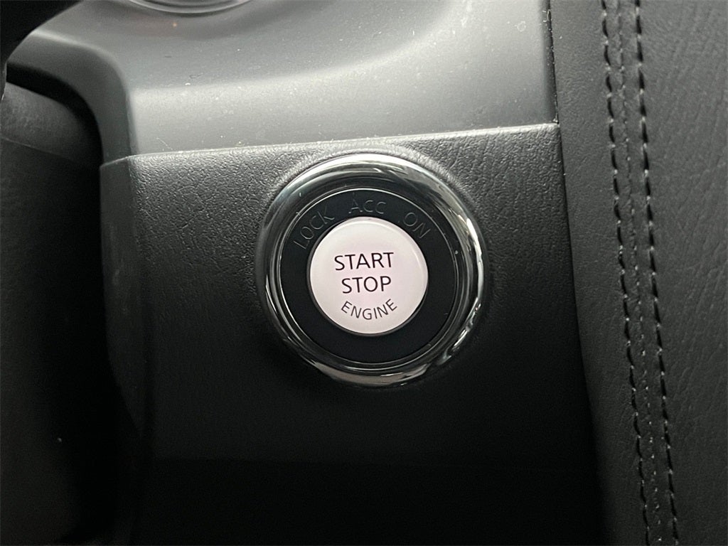 2024 Nissan Armada SV One Owner / 4WD