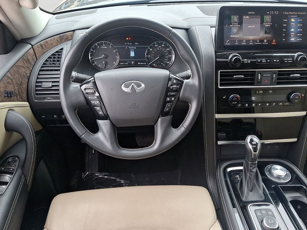 2024 INFINITI QX80 Premium Select / One Owner