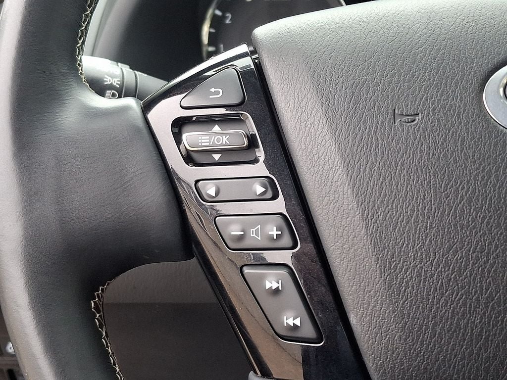 2024 INFINITI QX80 Premium Select / One Owner