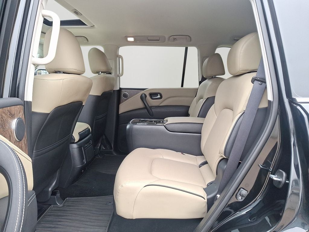 2024 INFINITI QX80 Premium Select / One Owner