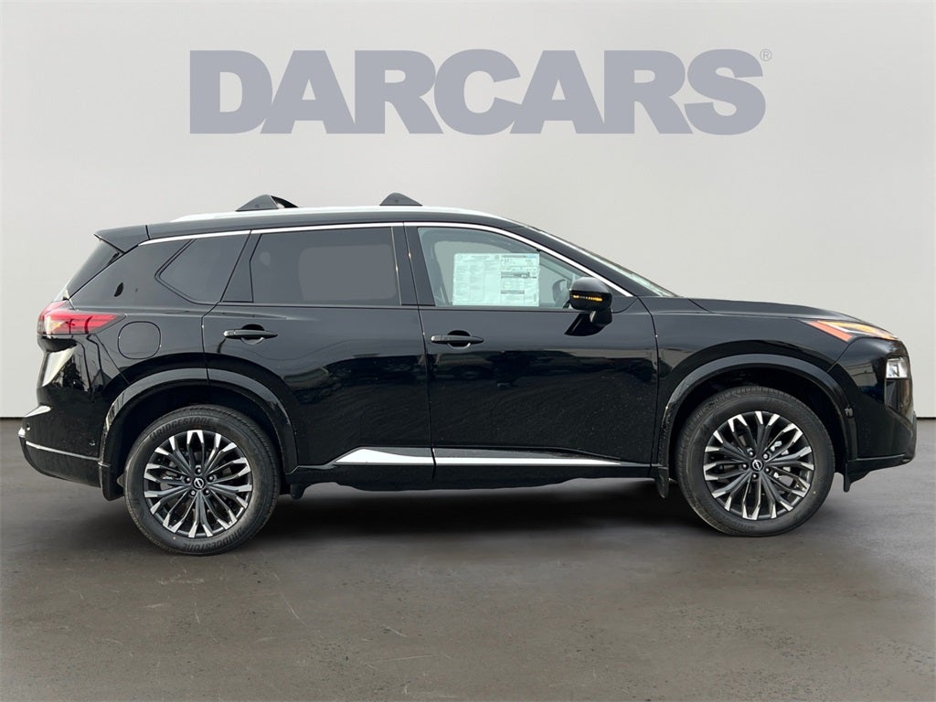 2026 Nissan Rogue Platinum / One Owner / Premium Package / Floormats Package