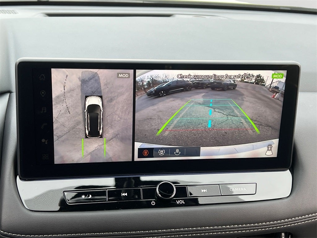 2026 Nissan Rogue Platinum / One Owner / Premium Package / Floormats Package