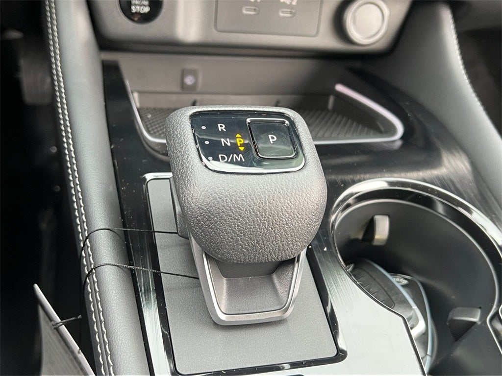 2026 Nissan Rogue Platinum / One Owner / Premium Package / Floormats Package