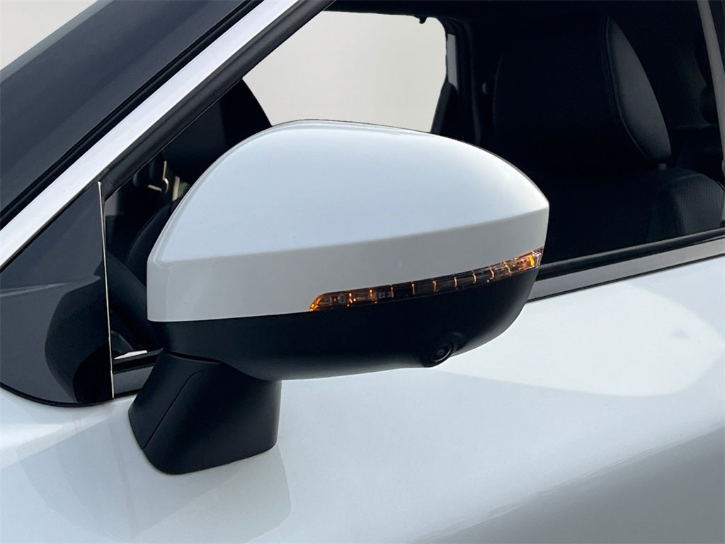 2026 Nissan Rogue Platinum / One Owner / Premium Package / Floormats Package