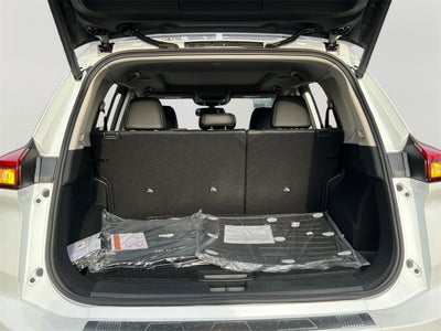 2026 Nissan Rogue Platinum / One Owner / Premium Package / Floormats Package
