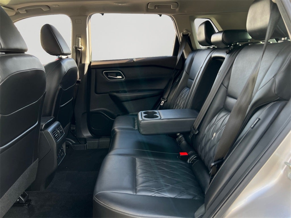 2023 Nissan Rogue Platinum One Owner / Premium Package / AWD