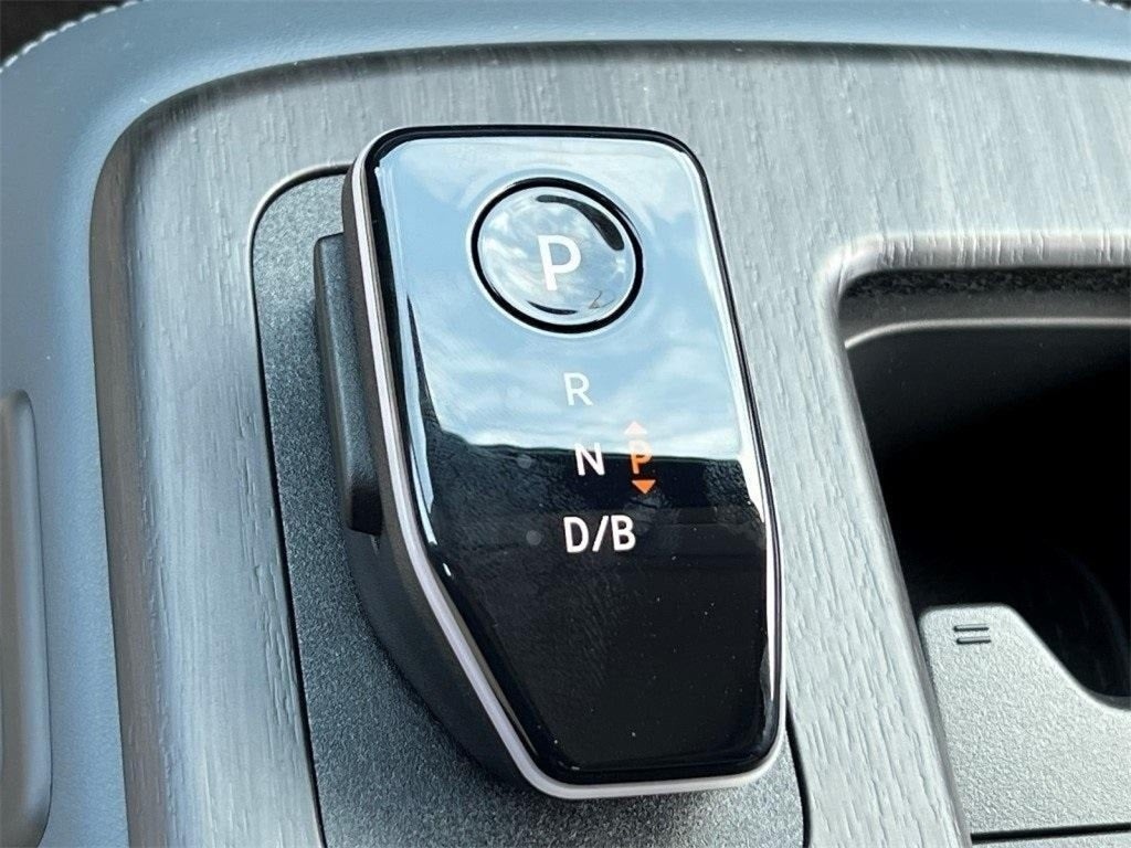 2025 Nissan Ariya PLATINUM+ e-4ORCE