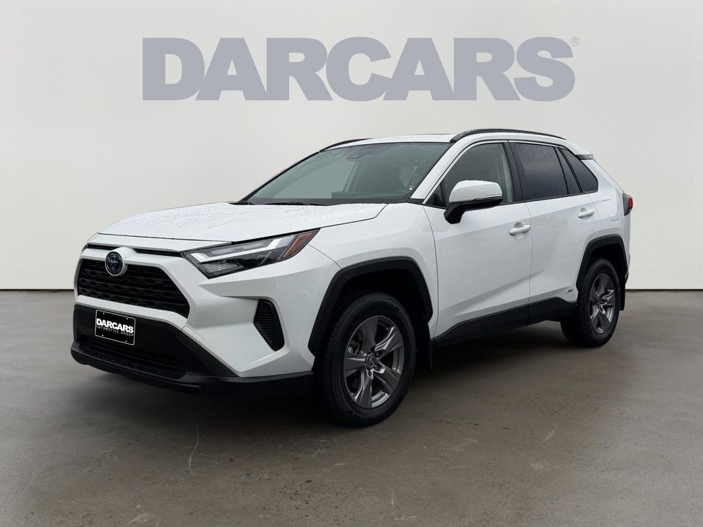 2024 Toyota RAV4 Hybrid XLE / One Owner