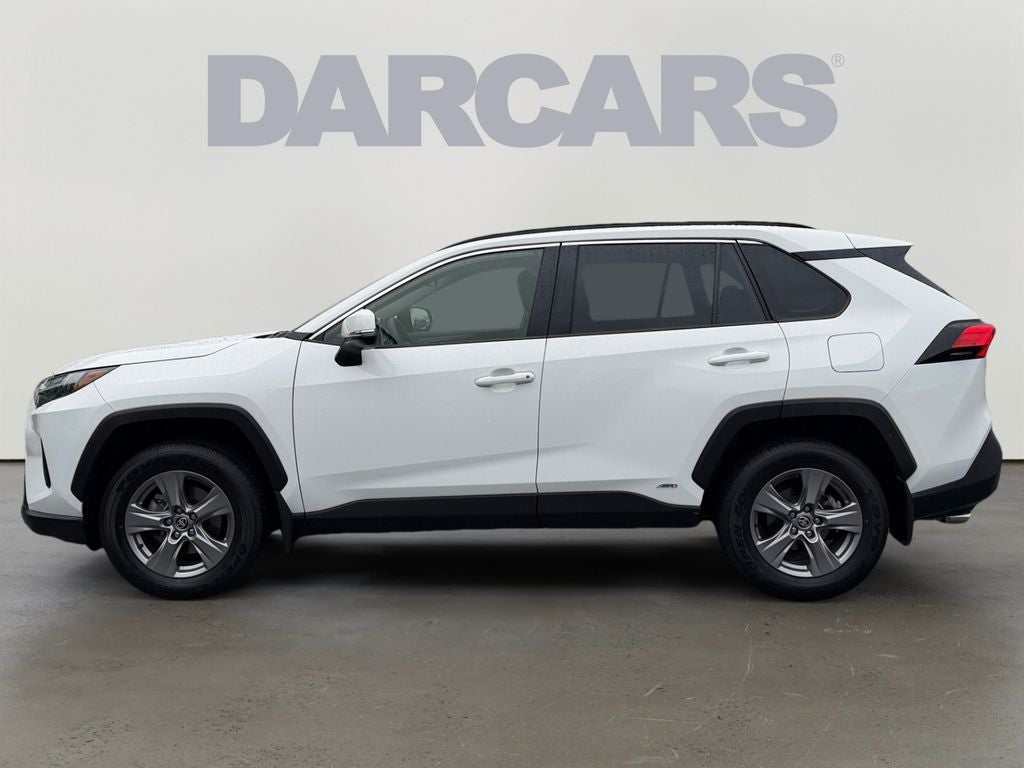 2024 Toyota RAV4 Hybrid XLE / One Owner