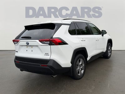 2024 Toyota RAV4 Hybrid XLE / One Owner