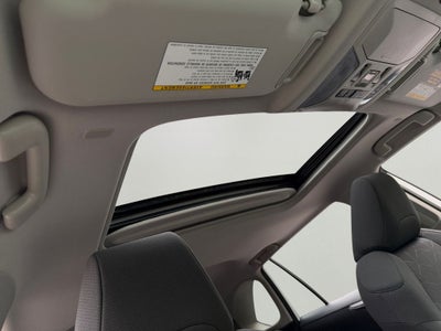 2024 Toyota RAV4 Hybrid XLE / One Owner