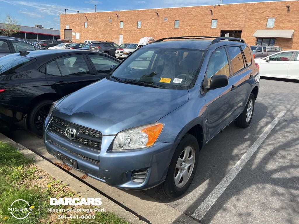 2010 Toyota RAV4 Base / One Owner