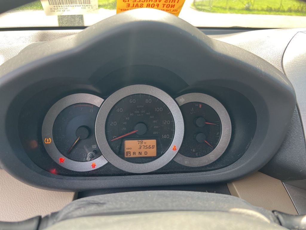 2010 Toyota RAV4 Base / One Owner