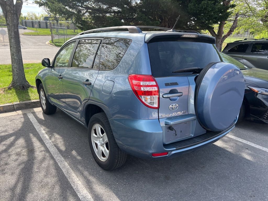 2010 Toyota RAV4 Base / One Owner