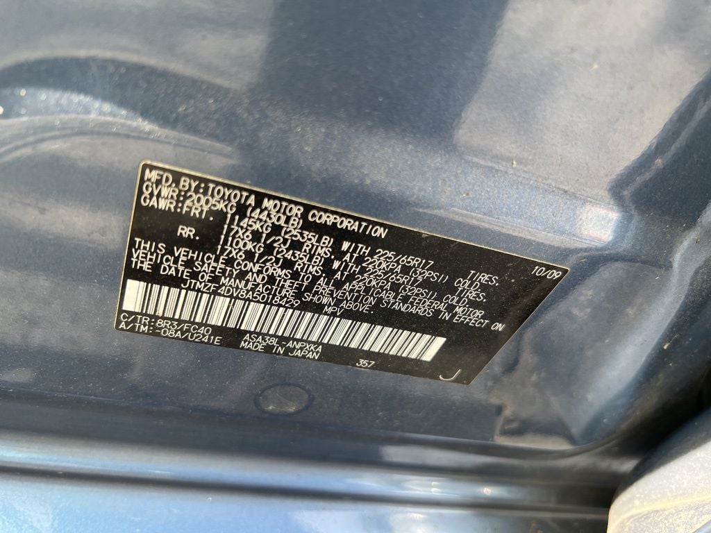 2010 Toyota RAV4 Base / One Owner