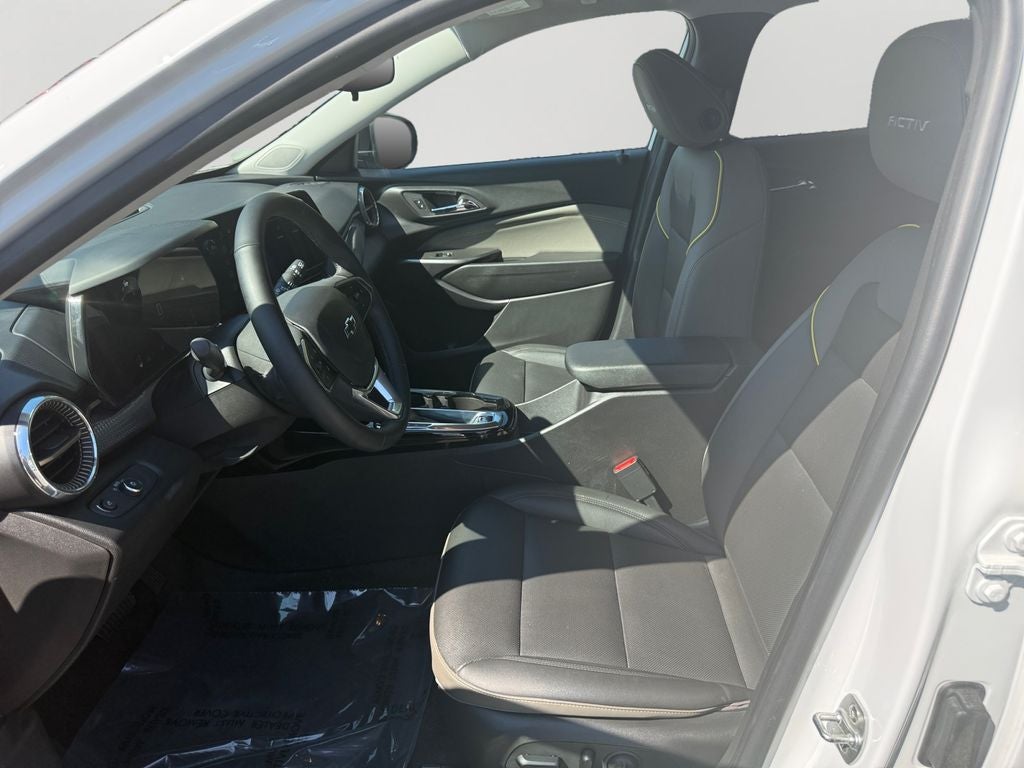 2025 Chevrolet Trax ACTIV / One Owner