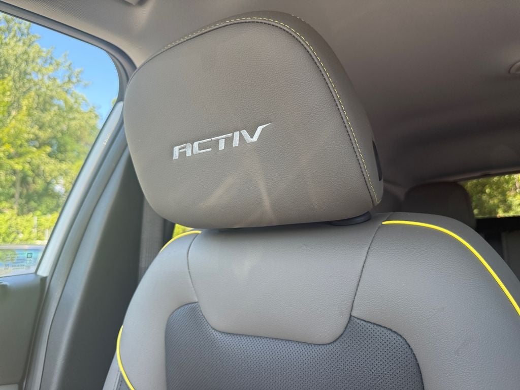 2025 Chevrolet Trax ACTIV / One Owner