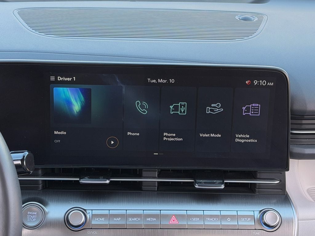 2025 Hyundai Kona SEL / One Owner /